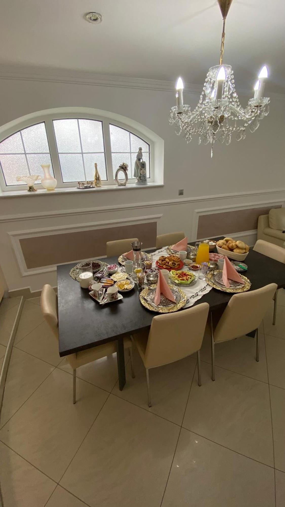 Meduza Wellness Spa S Ubytovanim Hlohovec Luaran gambar