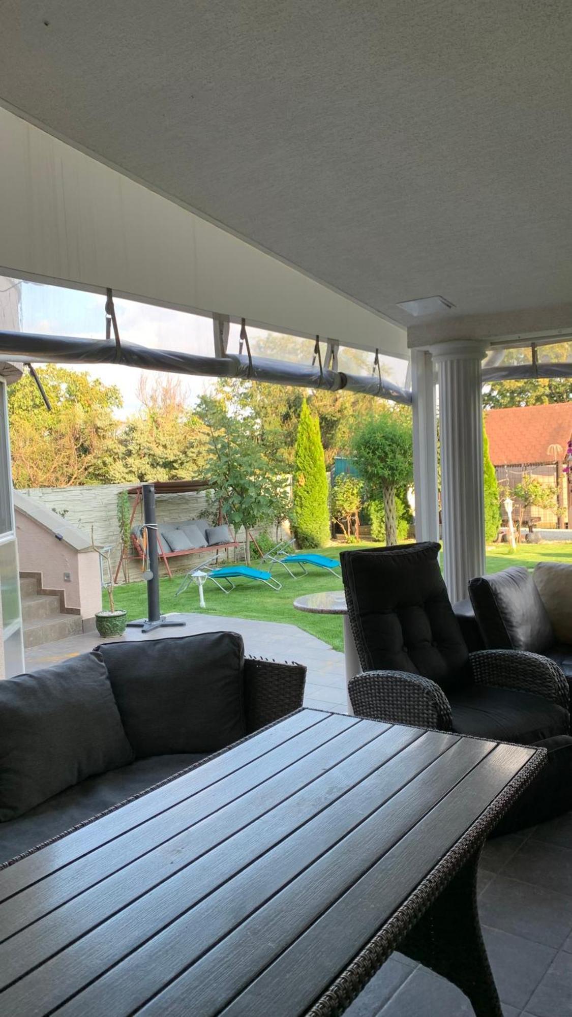Meduza Wellness Spa S Ubytovanim Hlohovec Luaran gambar